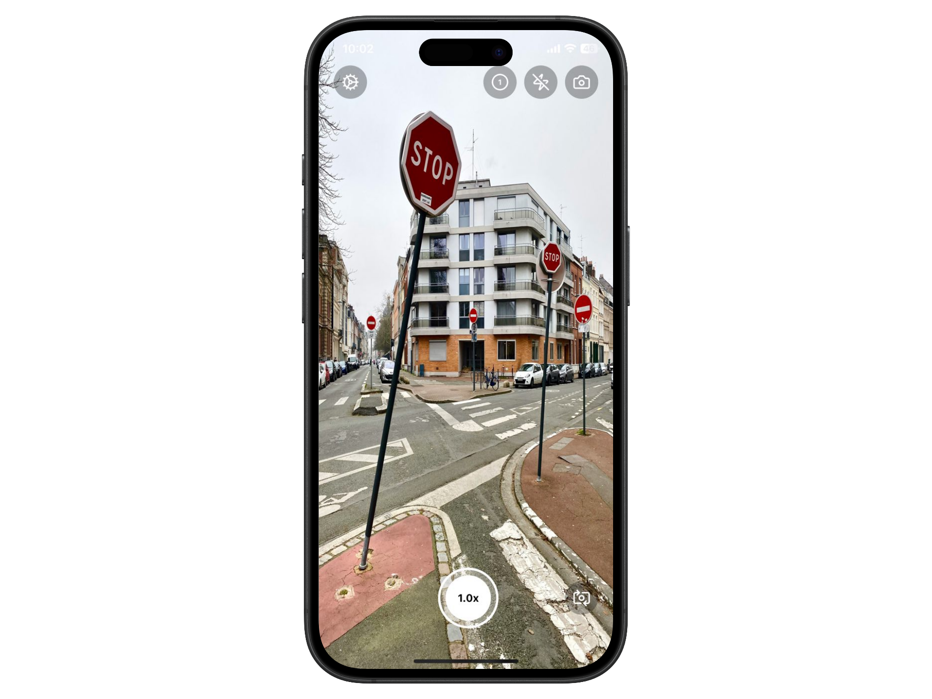 Mobile app interface showing one-time photo sharing